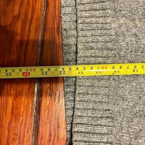 Old Navy Sweater Gray Large SMALL - Picture 8 of 9